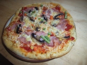 Upeen domc pizza